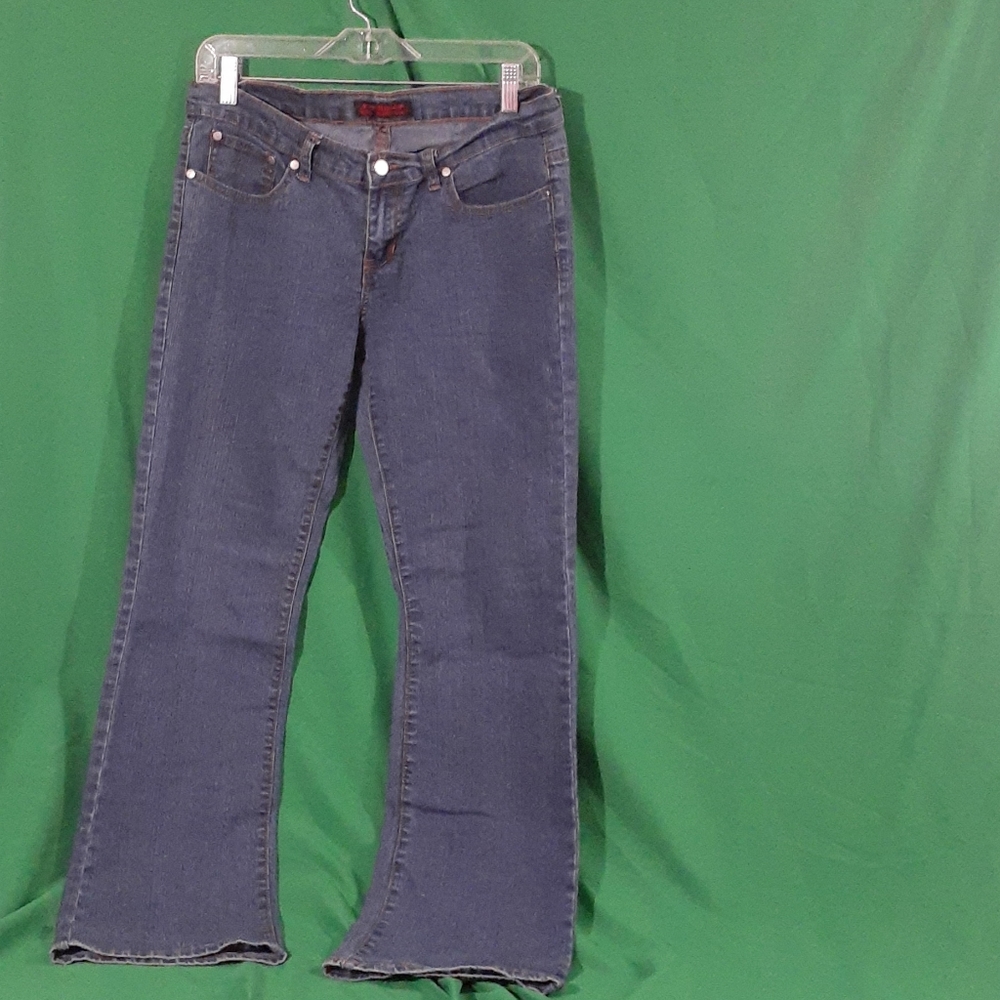 House of freedom sz 9 floral embroidered jeans